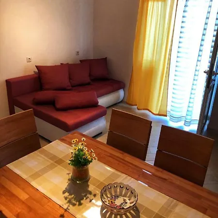 Dvosobni Apartment *