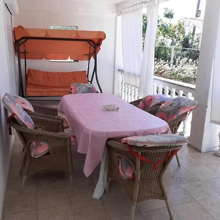 Dvosobni Apartment *